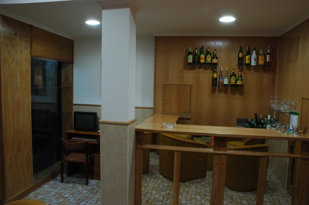 Отель Pensao Residencial Roma Лиссабон Экстерьер фото